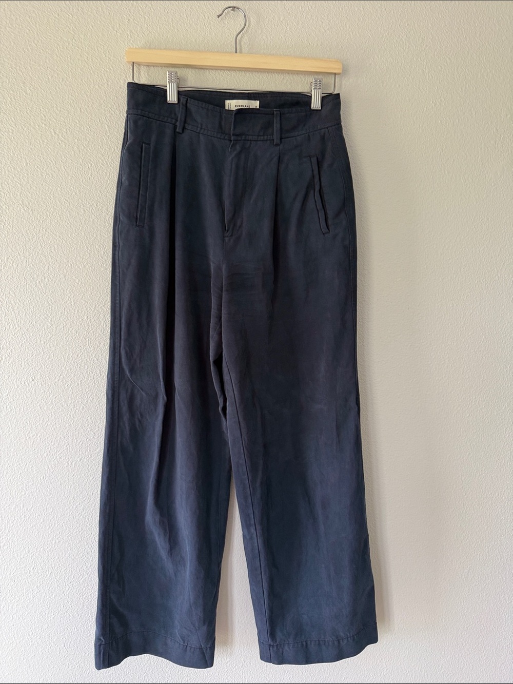 The Draper Pleated Pant in Buttersmooth - Picture 1 of 3